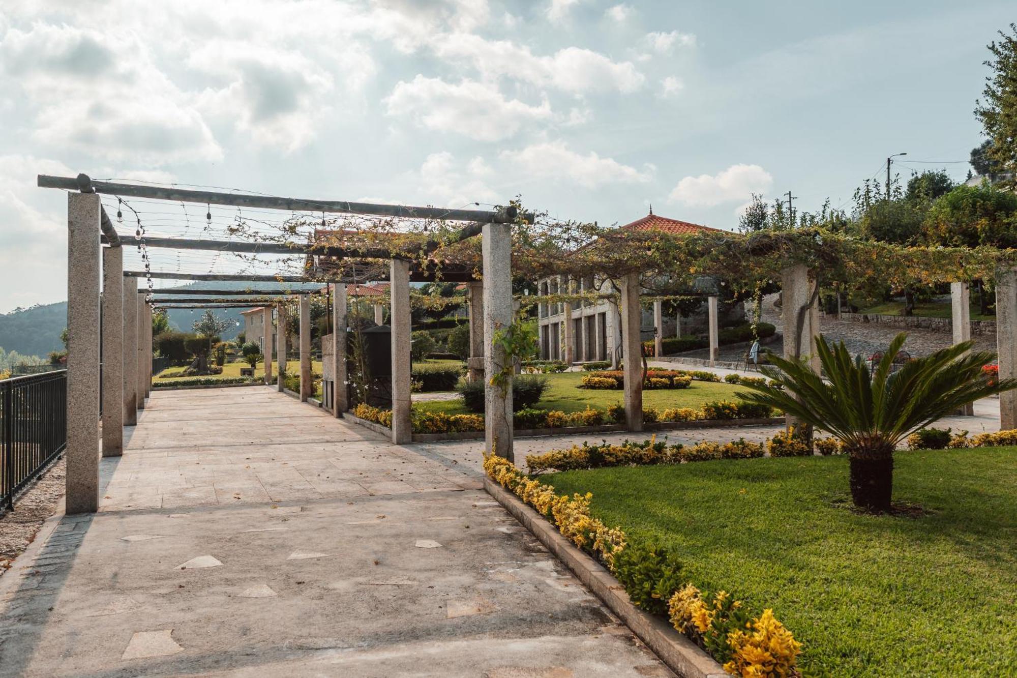 Quinta Da Eira Do Sol Villa Guimarães Exteriör bild